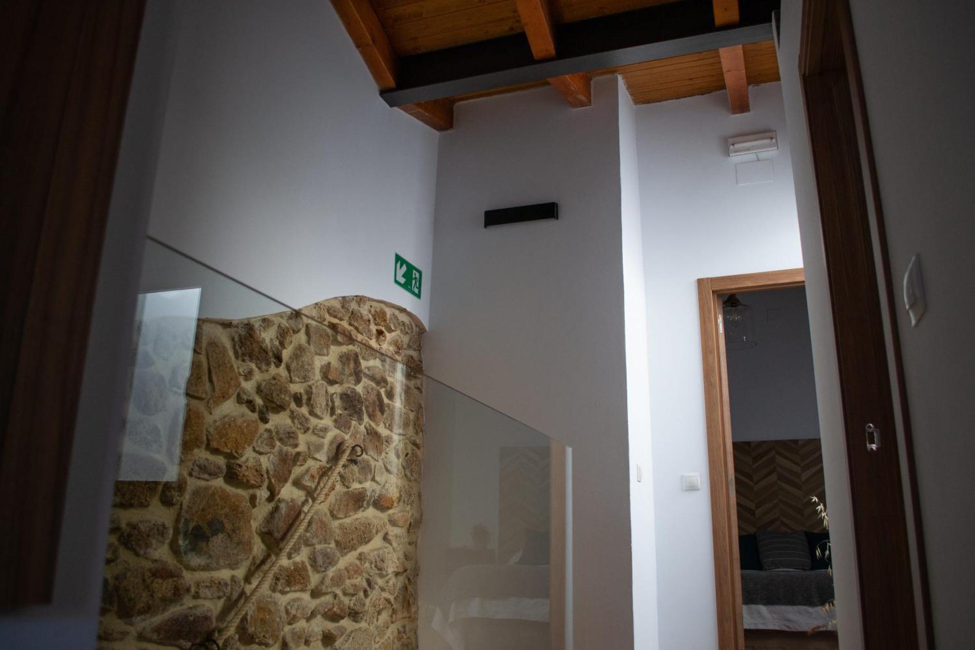 Casa Rural Dona Sol Montanchez Bagian luar foto